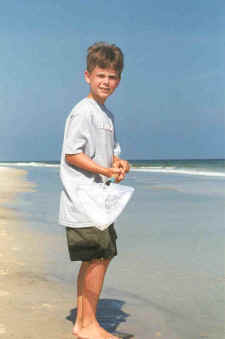 cmg-beach-2001.jpg (24275 bytes)