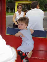 071802_jhg_train_2.jpg (69885 bytes)